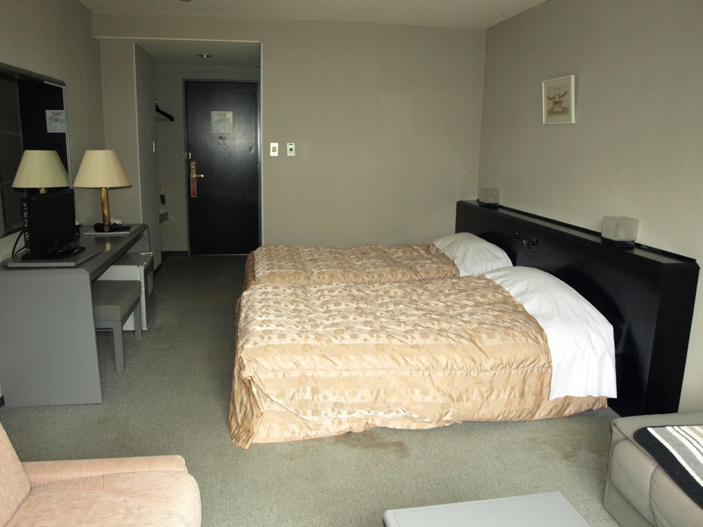 ליאמה Hotel Silk Inn Madarao מראה חיצוני תמונה