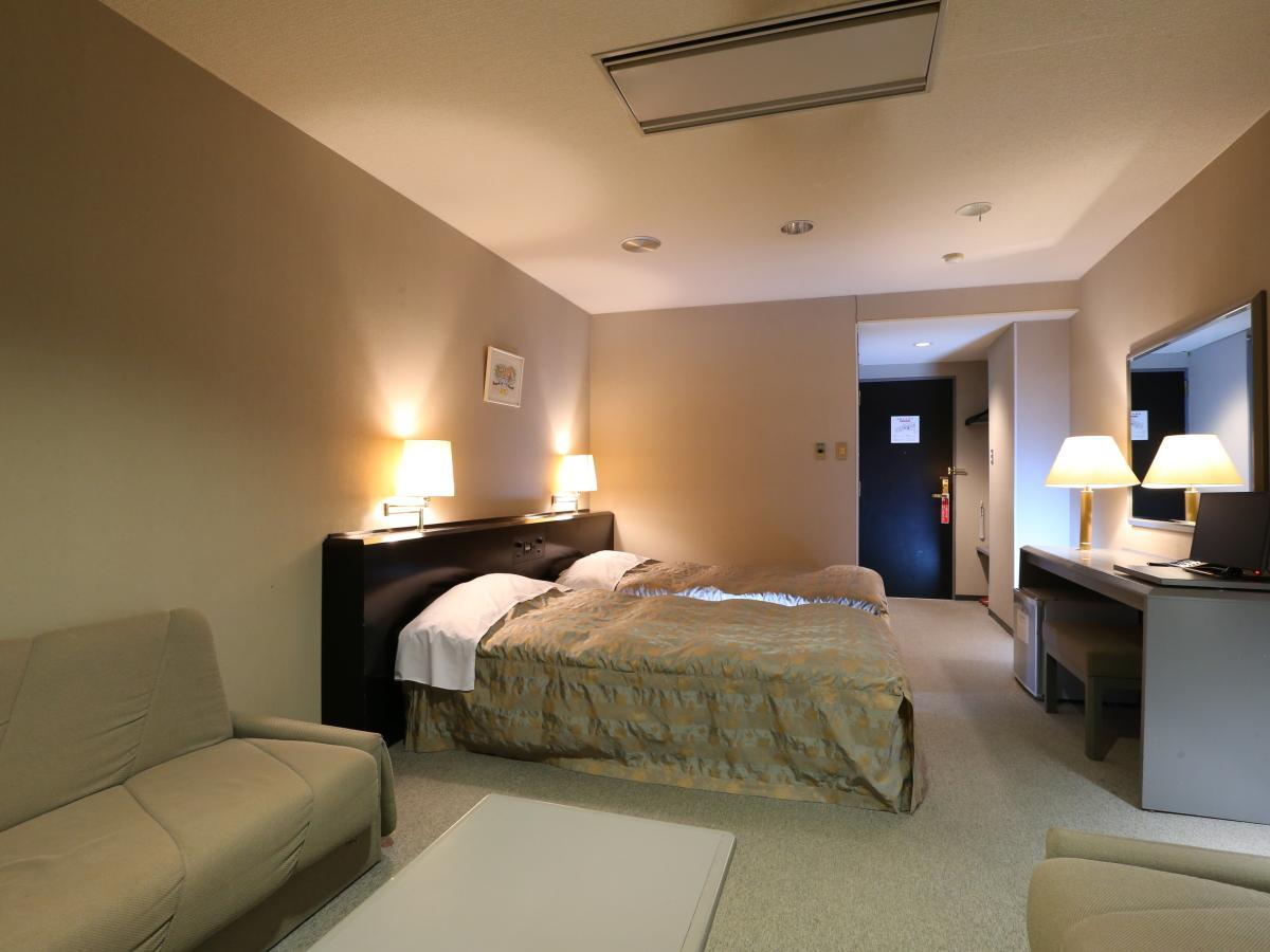 ליאמה Hotel Silk Inn Madarao מראה חיצוני תמונה